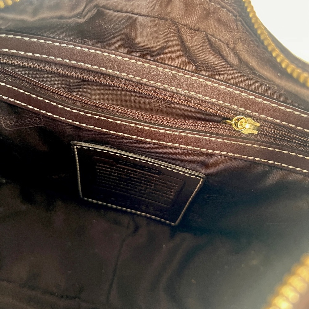 Classic Vintage Coach Shoulder Bag - Picture 6 of 9